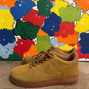 Boys low top Nike Air Force 1